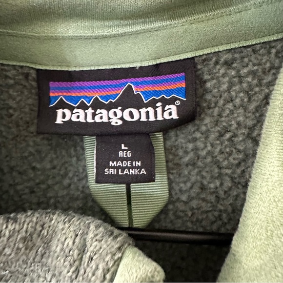 Men's Patagonia Better Sweater Full Zip Vest in Heathered Green, Size Large - Picture 2 of 9